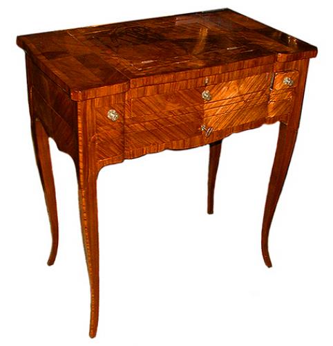 An Exquisite 18th Century French Purpleheart Louis XV Poudreuse No. 475 An Exquisite 18th Century French Purpleheart Louis XV Poudreuse No. 475