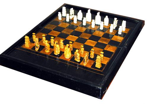 A Fine 19th Century Chess and Backgammon Board No. 1391 A Fine 19th Century Chess and Backgammon Board No. 1391