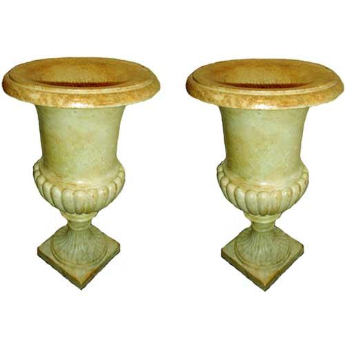 A Pair of Graceful Tulip-Shaped Carrara Marble Urns No. 2923 A Pair of Graceful Tulip-Shaped Carrara Marble Urns No. 2923