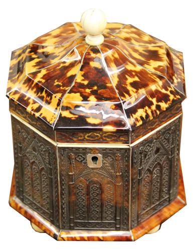 An Early 19th Century Rare English Gothic-Motif Pressed Tortoiseshell Tea Caddy No. 4218 An Early 19th Century Rare English Gothic-Motif Pressed Tortoiseshell Tea Caddy No. 4218
