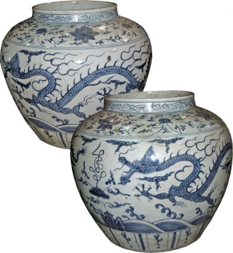 A Pair of 19th Century Chinese Blue Jars No. 3771