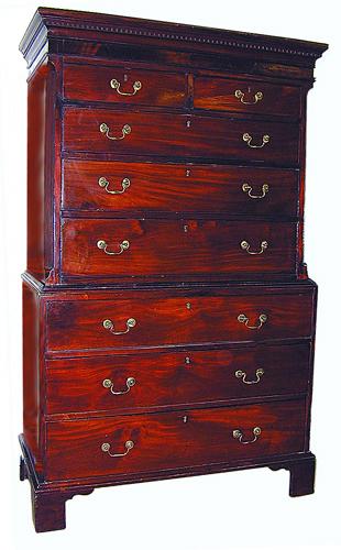 An 18th Century English George III Mahogany Chest on Chest No. 158