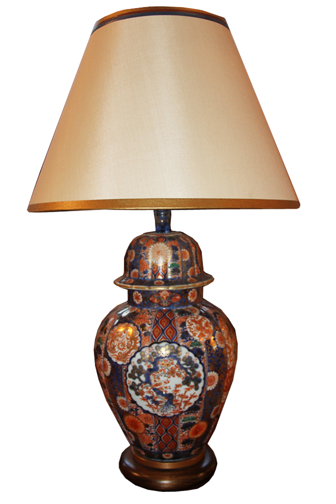 A 19th Century Japanese Export Imari Lidded Urn Lamp No. 3368